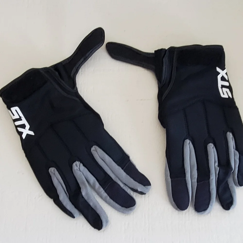 STX LaCrosse Strike Grip Gloves, Black/Grey, Wm Large, NEAR NEW